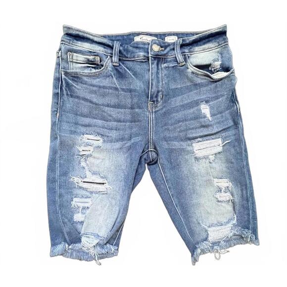 KanCan 11” Mid Rise Distressed Denim Shorts - 28 - Picture 1 of 7